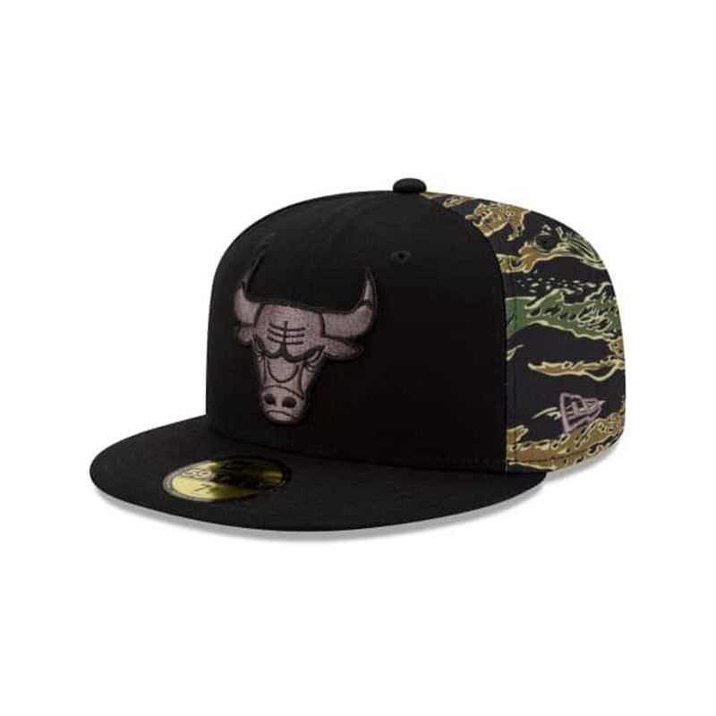 NBA Chicago Bulls Camo Panel 59Fifty Fitted (NRK1933) - Black New Era Caps